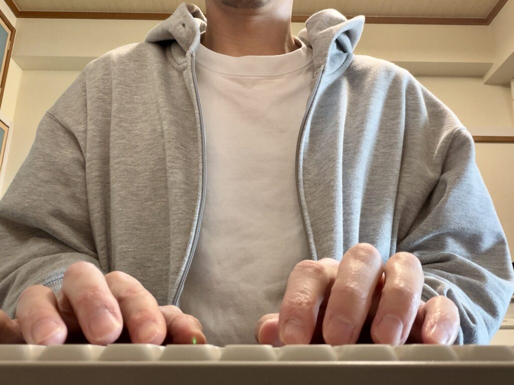 通常のキーボード使用時の姿勢